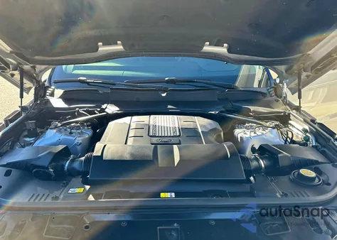 2018 Land Rover Range Rover Sport Hse из США, поврежденный, VIN SALWR2RV8JA811916